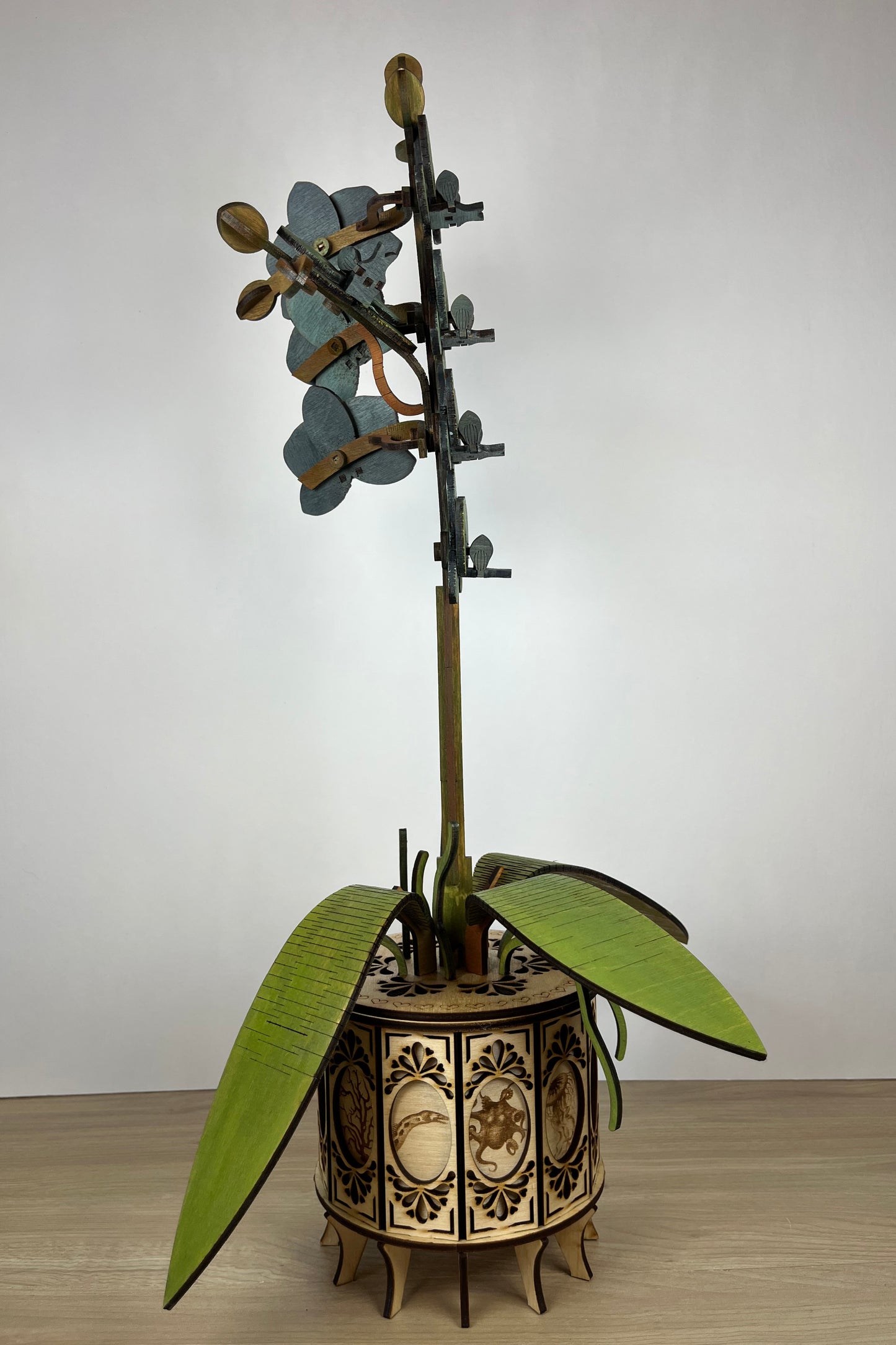 Orchid Modern Grey Side View 2